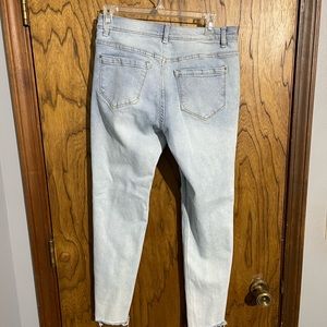 Kensie Jeans - Vintage Luxe - the ultimate high rise skinny. Brand new w/o tags.